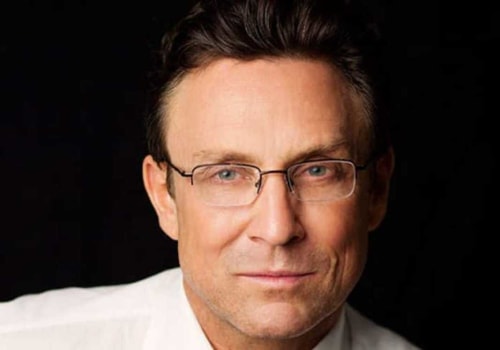 What is the highest paid type of plastic surgeon?